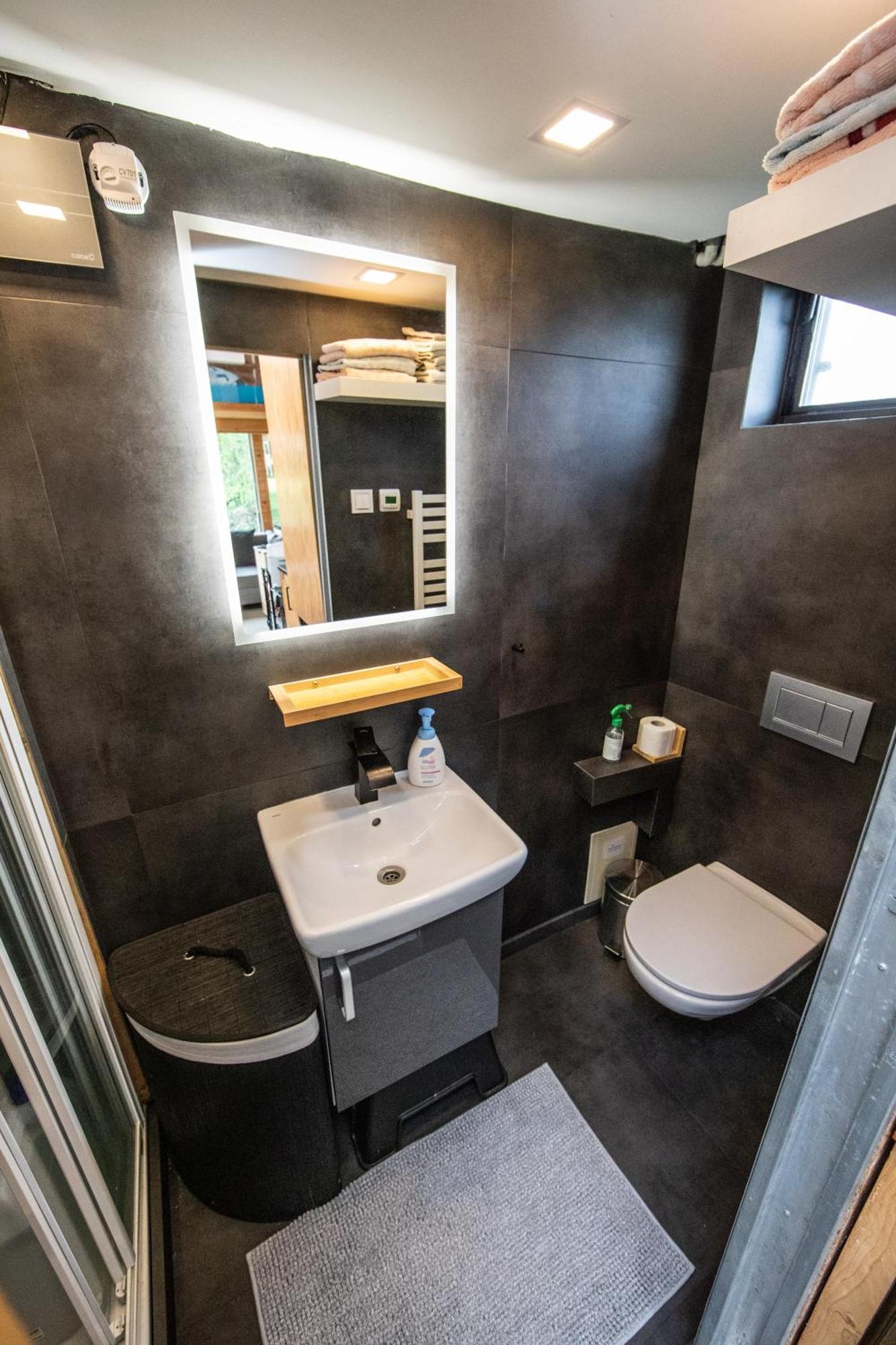 Tiny House - Chatka V Rezi U Prahy Husinec  Экстерьер фото